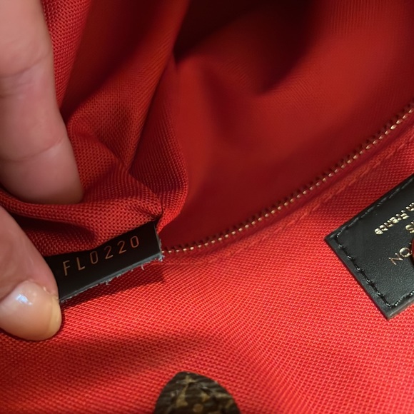 * SoLD*Louis Vuitton On the Go bag - Picture 12 of 13